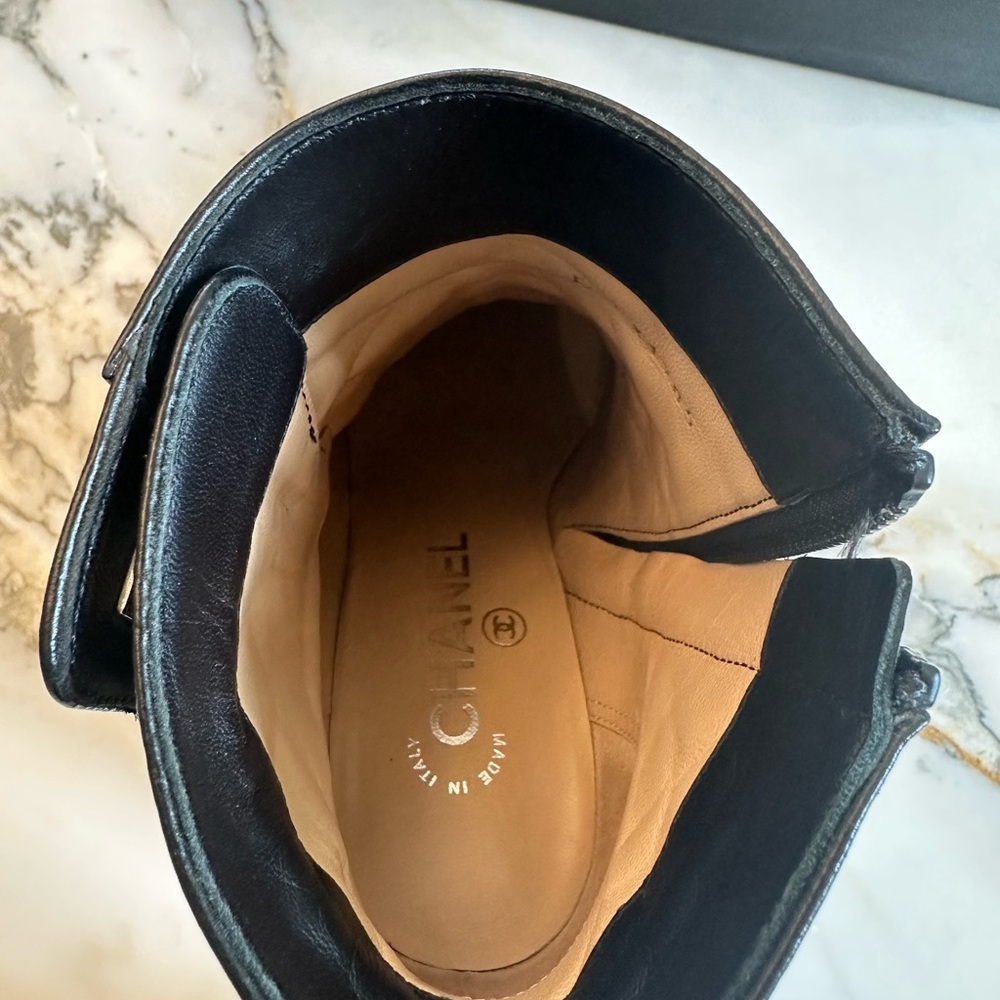 Chanel black short boots lambskin - Picture 11 of 11